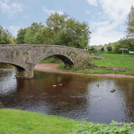 Macaw No 4 * Kirkby Stephen